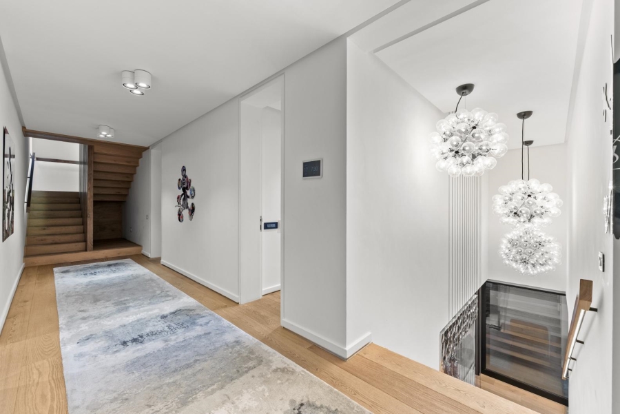 4 Bedroom Property for Sale in Camps Bay Western Cape